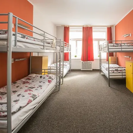 Advantage Hostel *